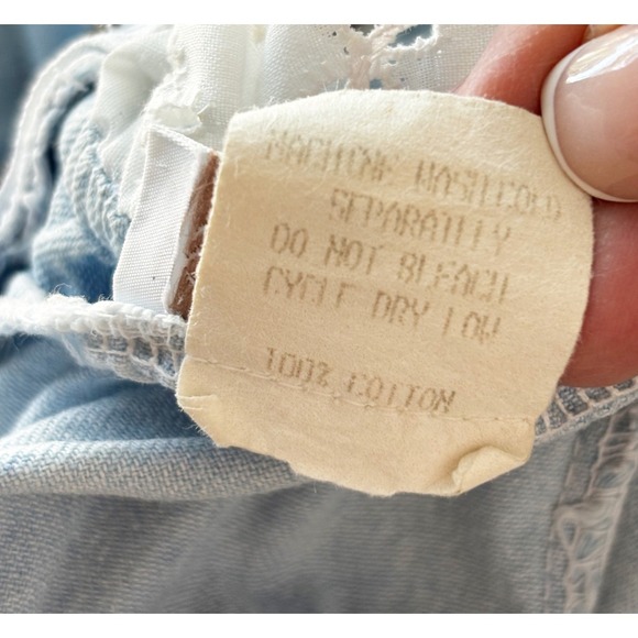 70s Denim Halter Dress Size S Light Wash Eyelet Lace Trim Pockets Milk Maid - Picture 13 of 14